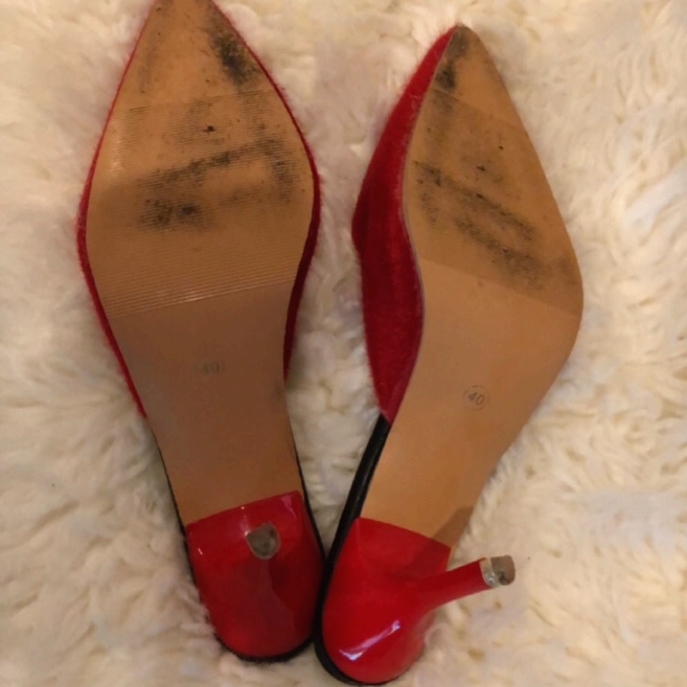 Red Heels - Picture 2 of 4